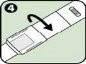 Diagramma numerato 4 che mostra una freccia nera curva che indica il movimento di rotazione di un dispositivo medico rettangolare bianco