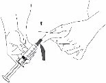 Technical drawing showing two hands holding a syringe to prepare the
