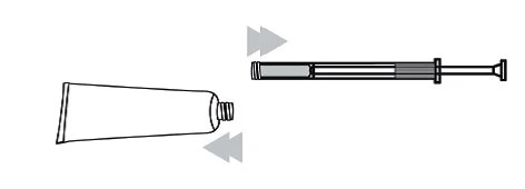 Disegno schematico di un tubetto di crema e una siringa con frecce che indicano il movimento di estrazione del prodotto dal tubetto alla siringa