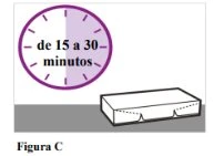 Orologio con indicazione di un intervallo tra 15 e 30 minuti accanto a un contenitore rettangolare bianco su sfondo grigio e bianco