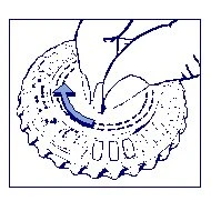 Disegno tecnico che mostra una freccia curva che indica il movimento rotatorio di un dispositivo circolare con bordi ondulati