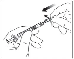 Two hands separating the components of a syringe with black arrows indicating the detachment movement between the barrel and the plunger