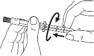 Two hands holding a syringe while a curved arrow indicates a rotational movement to screw or unscrew a cylindrical component