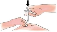 A hand presses down a pen-like medical device against the skin of the thigh while another hand stabilizes the area