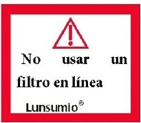 Segnale di avvertimento con triangolo rosso e punto esclamativo e la scritta nera No usar un filtro en línea Lunsunmio su sfondo bianco