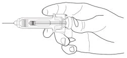 Una mano tiene una siringa orizzontale con l'indice premuto sul pistone per spingere il liquido attraverso l'ago sottile