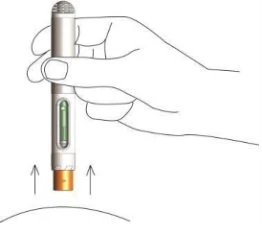 A hand holding a vertical injection pen above the skin with two arrows indicating downward pressure movement