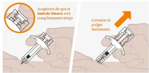 Diagramma medico che mostra due fasi per l'uso di un autoiniettore con mani che lo impugnano e una freccia arancione verso l'alto