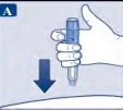 Una mano impugna una penna iniettore blu e bianca pronta per essere premuta verticalmente verso la pelle come indicato dalla freccia blu