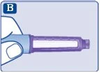 Una mano tiene orizzontalmente un dispositivo medico di colore azzurro e viola con una sezione trasparente centrale su sfondo azzurro chiaro