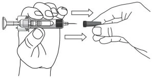Disegno tecnico che mostra una mano che impugna una siringa e una seconda mano che rimuove il tappo protettivo dall'ago