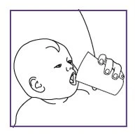 Disegno a linee nere di un neonato con la bocca aperta che beve da un bicchiere tenuto da una mano