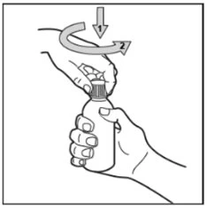 Due mani tengono un flacone mentre la mano superiore ruota il tappo in senso orario seguendo le frecce direzionali numerate 1 e 2