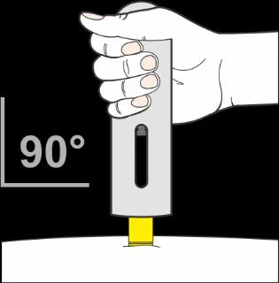 Una mano tiene una penna iniettiva in posizione verticale a 90 gradi rispetto alla superficie della pelle bianca su sfondo nero