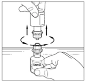 Una mano tiene un contenitore mentre l'altra ruota e solleva un tappo da un flaconcino di vetro per l'apertura del farmaco
