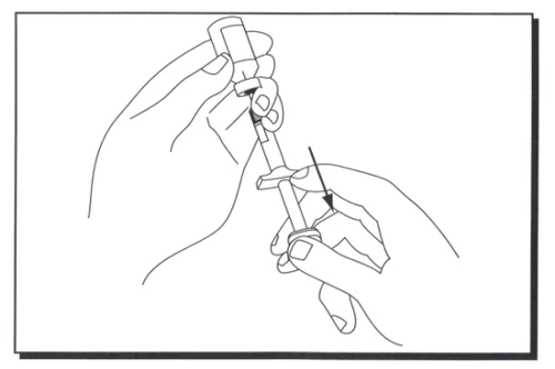 Disegno a linee che mostra due mani che maneggiano una siringa con una freccia che indica il movimento verso il basso per premere lo stantuffo