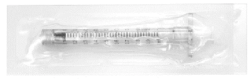 Transparent single-use syringe with metric graduation scale contained in the
