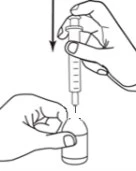 Disegno lineare di una mano che tiene una siringa sopra un flaconcino e un'altra mano che lo sostiene per l'iniezione