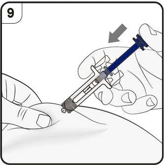 A hand holding a blue and white syringe to inject medication into the upper part of the buttock following the direction of a gray arrow