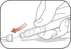 Two hands holding an injection pen while a red arrow indicates the movement of removing the protective cap from the tip