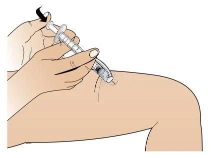 Two hands hold a syringe to inject liquid into the muscle of the upper arm with a downward movement