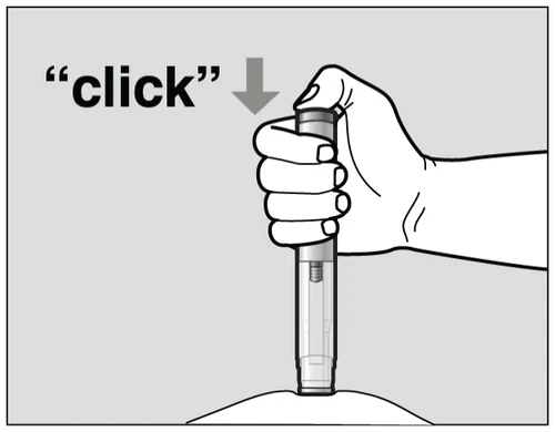 Una mano stringe una penna iniettiva premendola verso il basso con una freccia grigia e la scritta click che indica l'attivazione del meccanismo