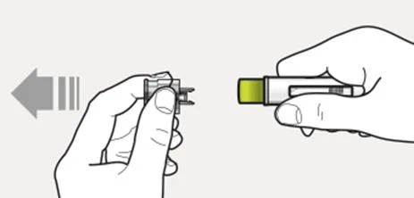 Disegno tecnico che mostra due mani che separano un dispositivo medico cilindrico con punta gialla da un componente trasparente con una freccia grigia