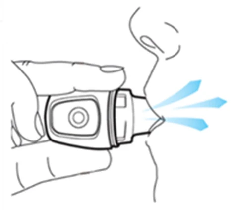Dibujo lineal de una mano que sostiene un inhalador cerca de la boca abierta con tres estelas azules que indican el flujo del medicamento que sale