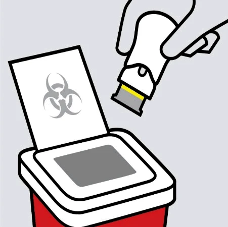 Illustrazione di una mano che getta un contenitore con simbolo di rischio biologico in un contenitore per rifiuti speciali rosso e bianco