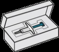 Illustrazione di una siringa con ago e pistone blu all'interno di una scatola bianca aperta con un inserto trasparente per il contenimento