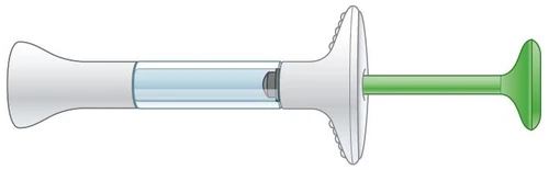 Illustrazione di un dispositivo medico a forma di siringa con corpo bianco, cilindro trasparente con liquido azzurro e stantuffo verde