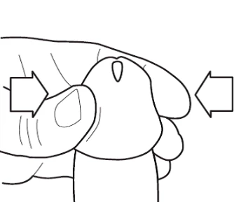 Dibujo lineal de una mano que pellizca la piel entre el pulgar y el índice con dos flechas que indican la dirección de la presión hacia la