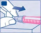 Una mano gira la parte superior de un dispositivo médico rosa hacia la derecha siguiendo la dirección de una flecha azul oscuro