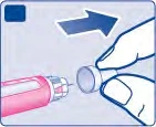 Dos manos separan un tapón protector de un dispositivo médico rosa siguiendo la dirección de una flecha azul hacia la derecha