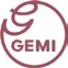 Logo del marchio GEMI in colore bordeaux, composto da una lettera G decorativa e stilizzata inserita in un cerchio e dalla scritta GEMI sotto