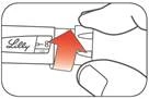 Una mano impugna una penna-siringa con scritta Lilly, una freccia rossa indica la direzione della pressione dello stantuffo per somministrare il farmaco