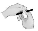 One hand holds the medication bottle, the other hand unscrews the cap, with arrows indicating the turning direction for opening